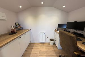 Garden Studio Internal- click for photo gallery